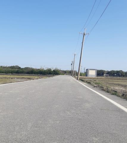 新屋全新資材室農地