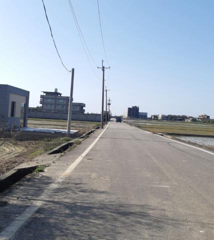 新屋全新資材室農地