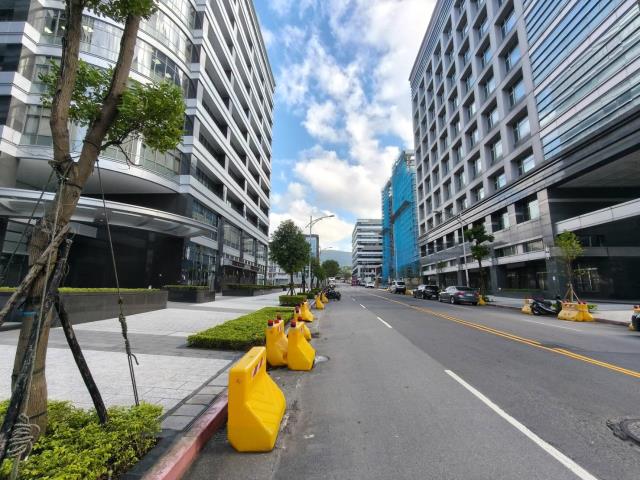 台北南港廠房-1