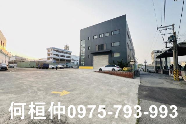 後龍市區旁工業廠房